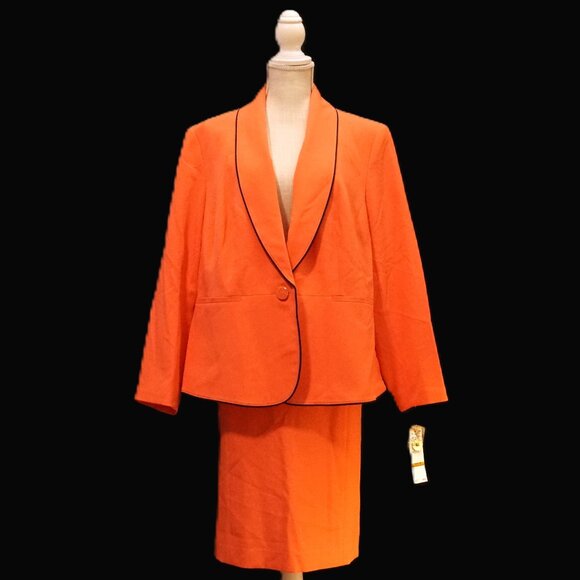 Le Suit 2 Piece Coral Pink Indigo Trim Suit Coat and Skirt Women’s 16W
